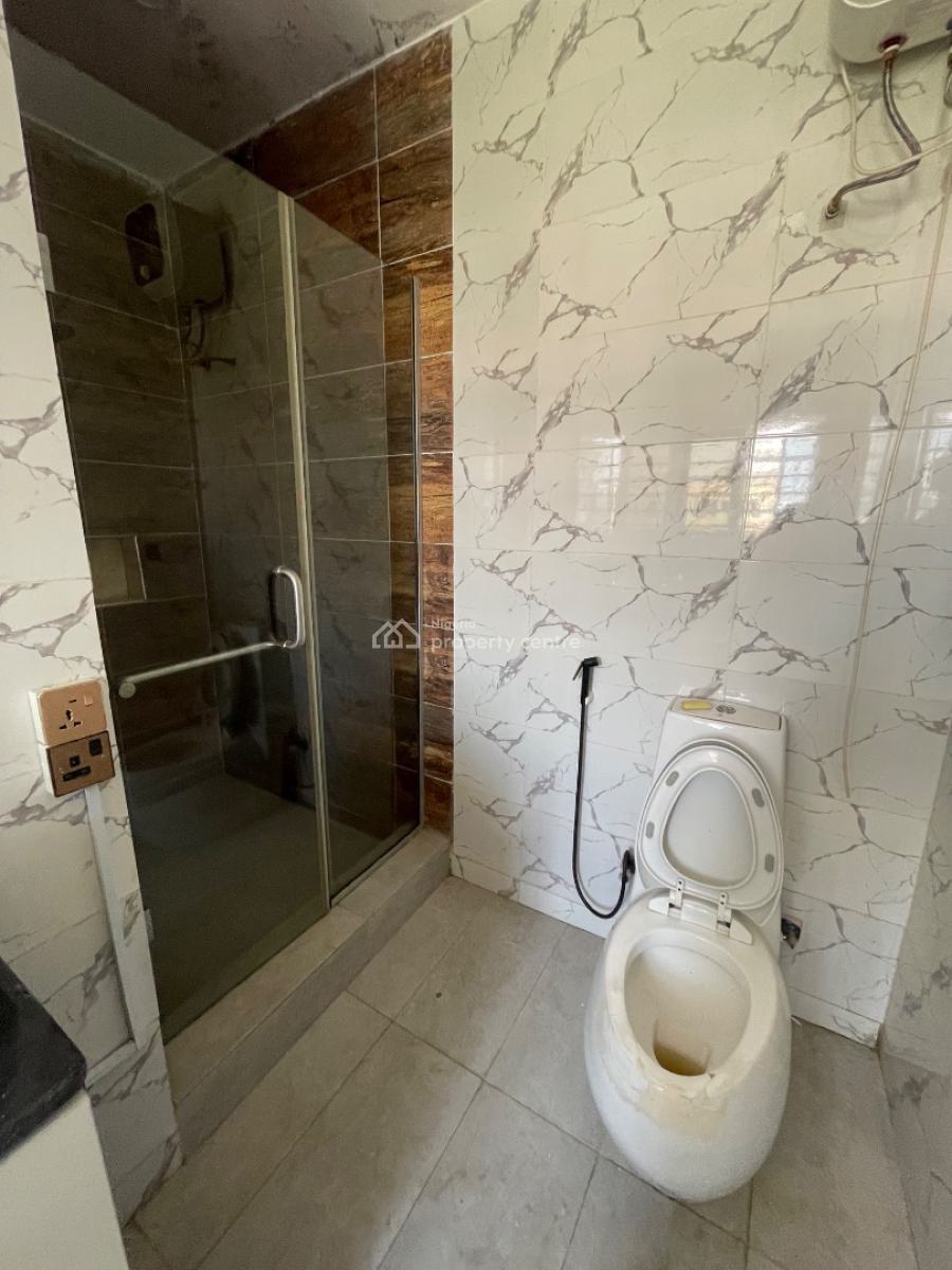 4 Bedroom, Off Freedom Way Flood Free Zone, Lekki Phase 1, Lekki, Lagos, Terraced Duplex for Rent