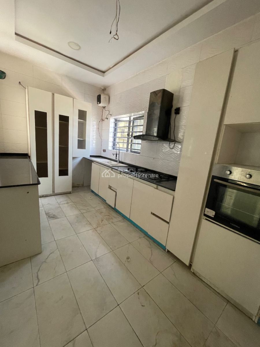 4 Bedroom, Off Freedom Way Flood Free Zone, Lekki Phase 1, Lekki, Lagos, Terraced Duplex for Rent