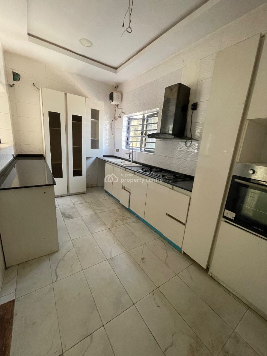 4 Bedroom, Off Freedom Way Flood Free Zone, Lekki Phase 1, Lekki, Lagos, Terraced Duplex for Rent