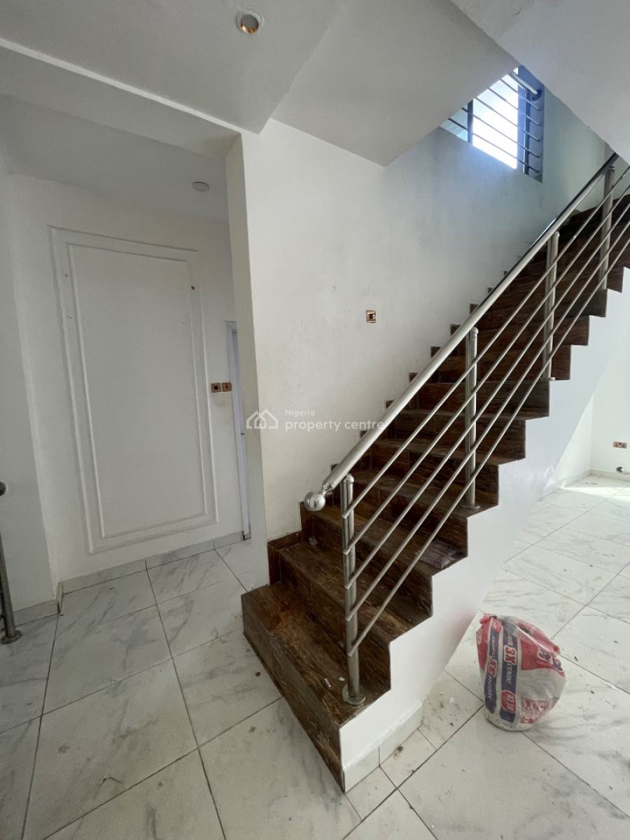 4 Bedroom, Off Freedom Way Flood Free Zone, Lekki Phase 1, Lekki, Lagos, Terraced Duplex for Rent