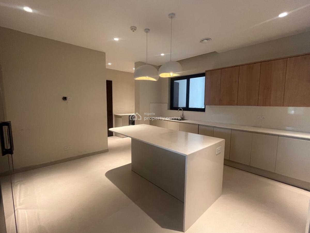 a Unit of 3 Bedroom Apartment with 1 Room Bq., Old Ikoyi, Ikoyi, Lagos, House for Sale