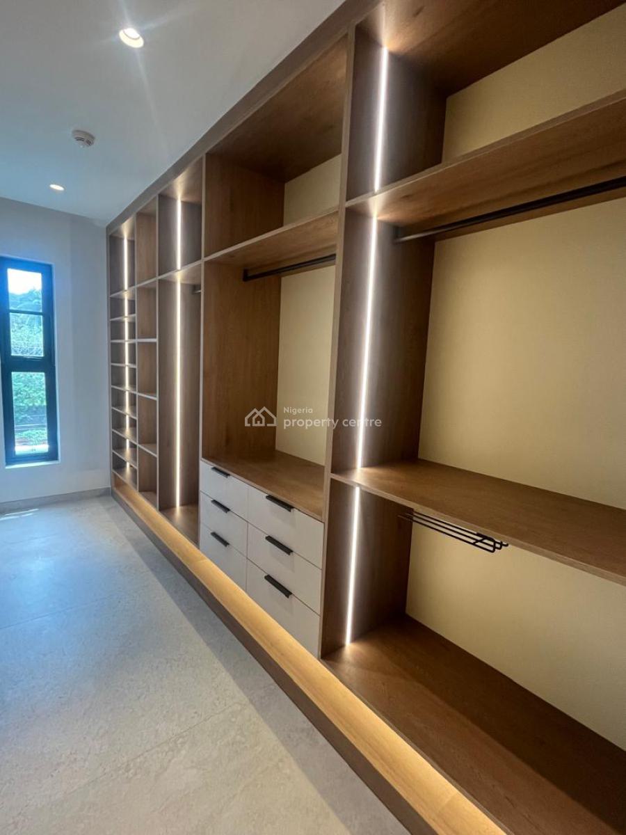 a Unit of 3 Bedroom Apartment with 1 Room Bq., Old Ikoyi, Ikoyi, Lagos, House for Sale