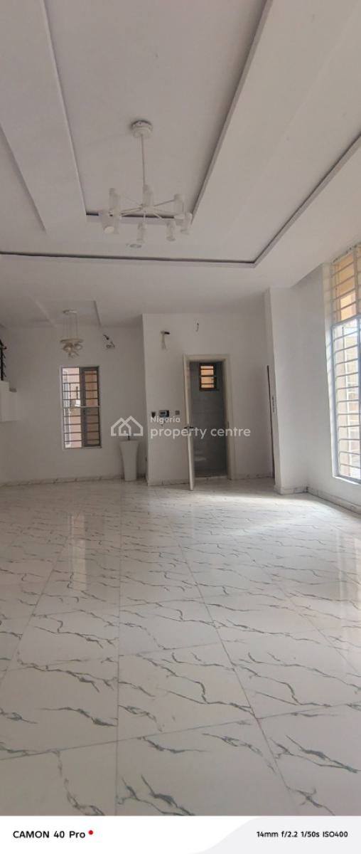 Clean and Well Maintained 5 Bedroom Duplex, Orchid Road Royal Pine Gate 3, Lekki, Lagos, Detached Duplex for Rent