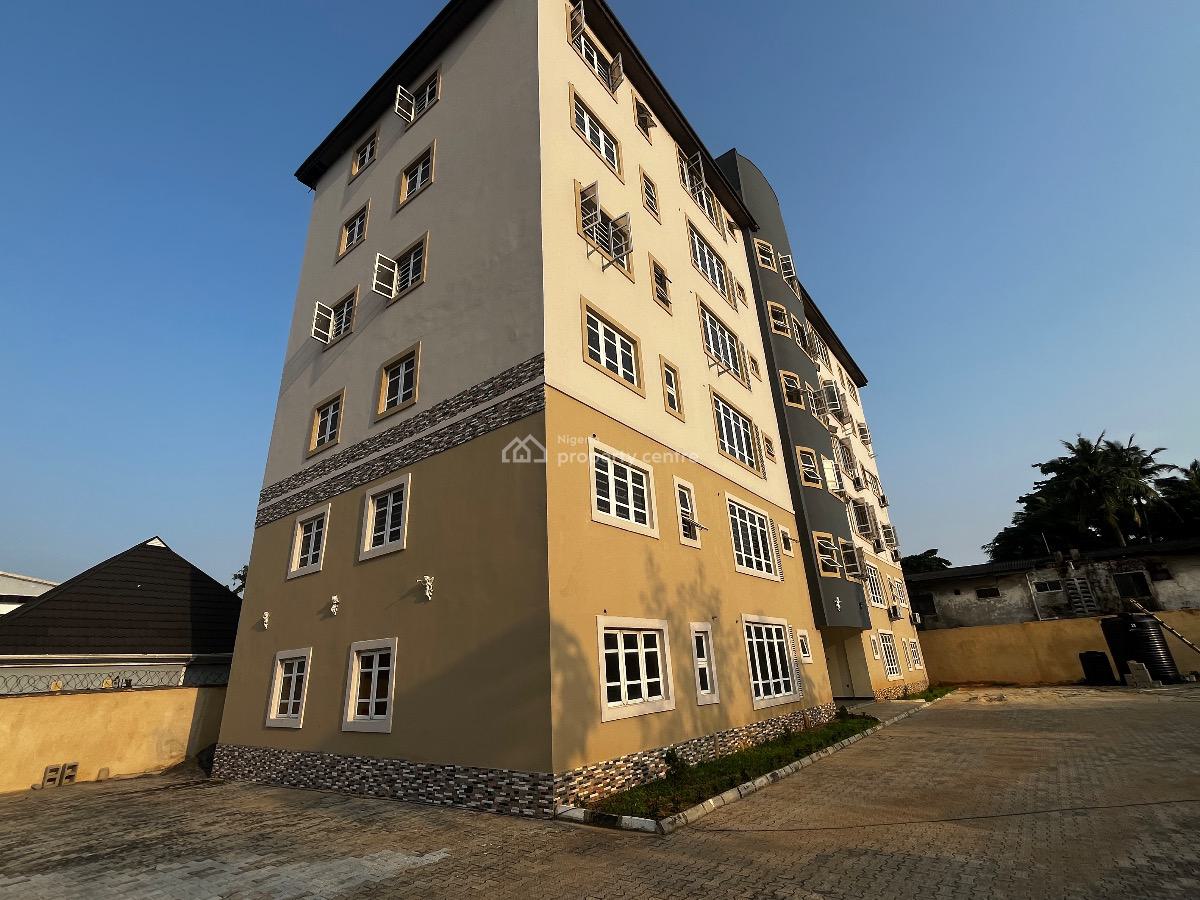 Contemporary 3-bedroom En-suite Apartment in a Secure, Fully Serviced, Panti Street, Adekunle, Yaba, Lagos, Flat / Apartment for Sale