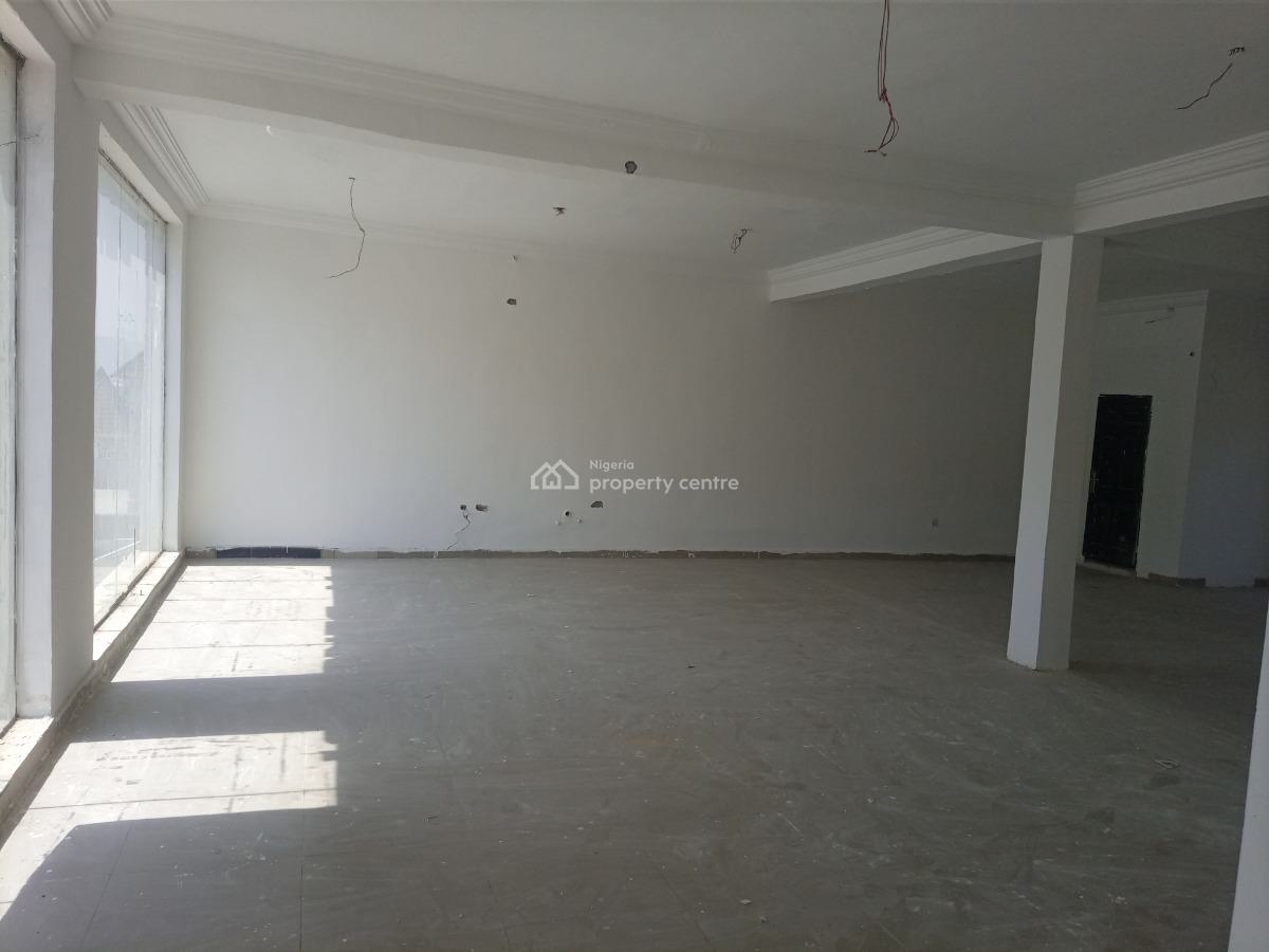 Double Shop, Along The Major Road, 1st Floor, Very Busy Location, Gwarinpa Main, Gwarinpa, Abuja, Shop for Rent