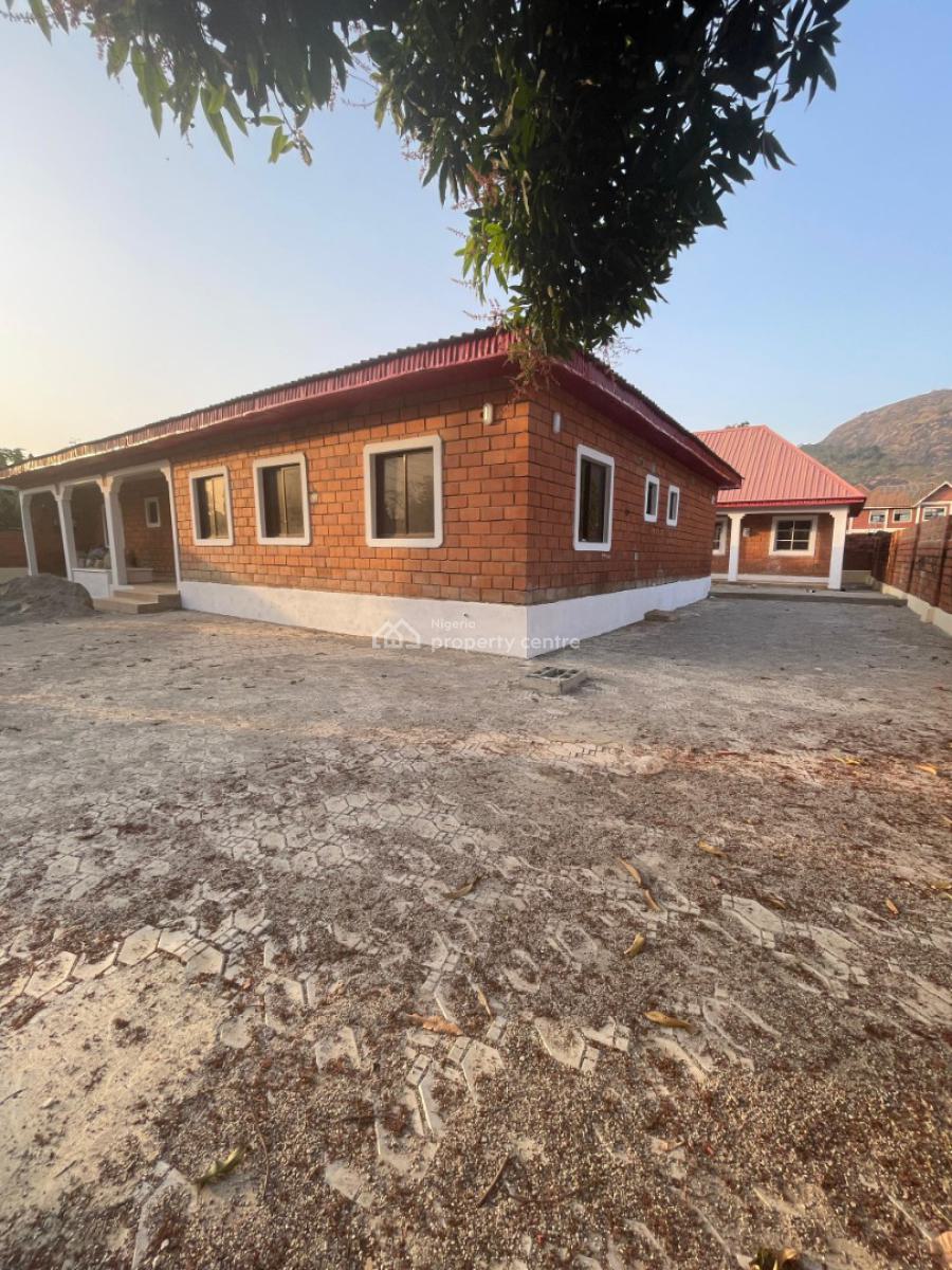 Fully Detached Bungalow with 3 Units of Bq in an Estate, Kubwa District, Kubwa, Abuja, Detached Bungalow for Rent