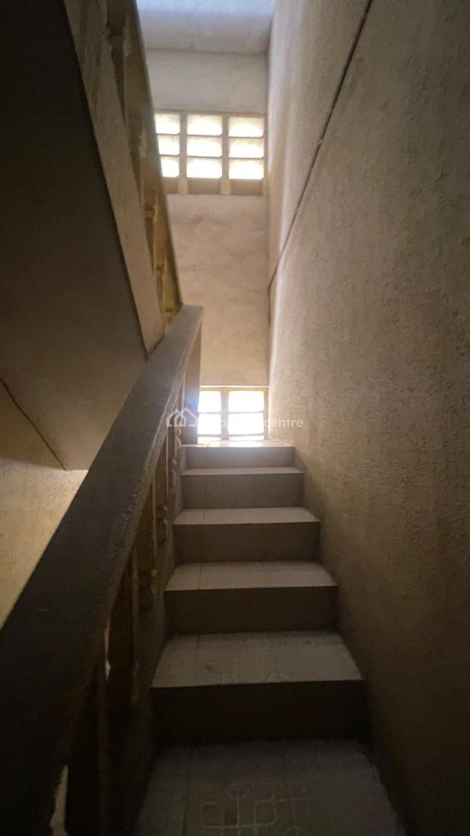 Luxury 6 Units of 3 Bedroom Apartment, Ogudu Road, Ojota, Lagos, Block of Flats for Sale