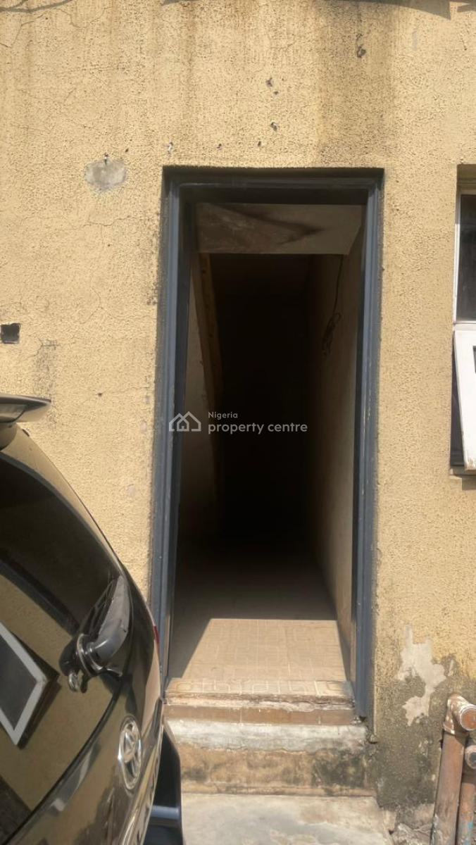 Luxury 6 Units of 3 Bedroom Apartment, Ogudu Road, Ojota, Lagos, Block of Flats for Sale