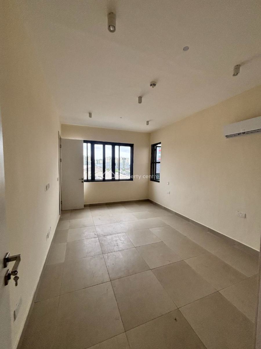 3 Bedroom Apt with Bq Brand New in Apartment Block with Concierge, Lekki Phase 1, Lekki, Lagos, Flat / Apartment for Sale