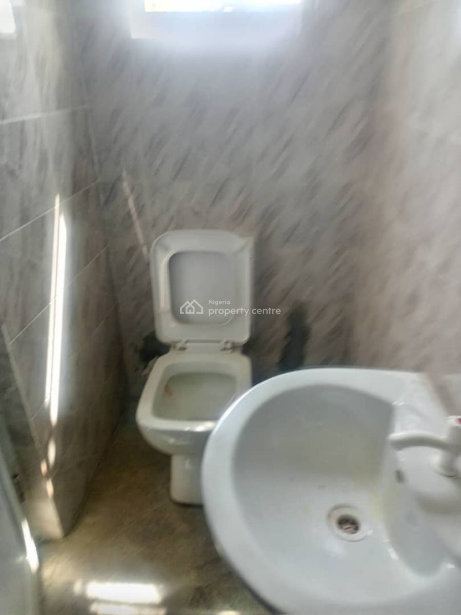 Luxury 2 Bedroom Apartment - Upstairs & Downstairs Close to The Expressway, Phase 2, Oribanwa, Ibeju Lekki, Lagos, Flat / Apartment for Rent