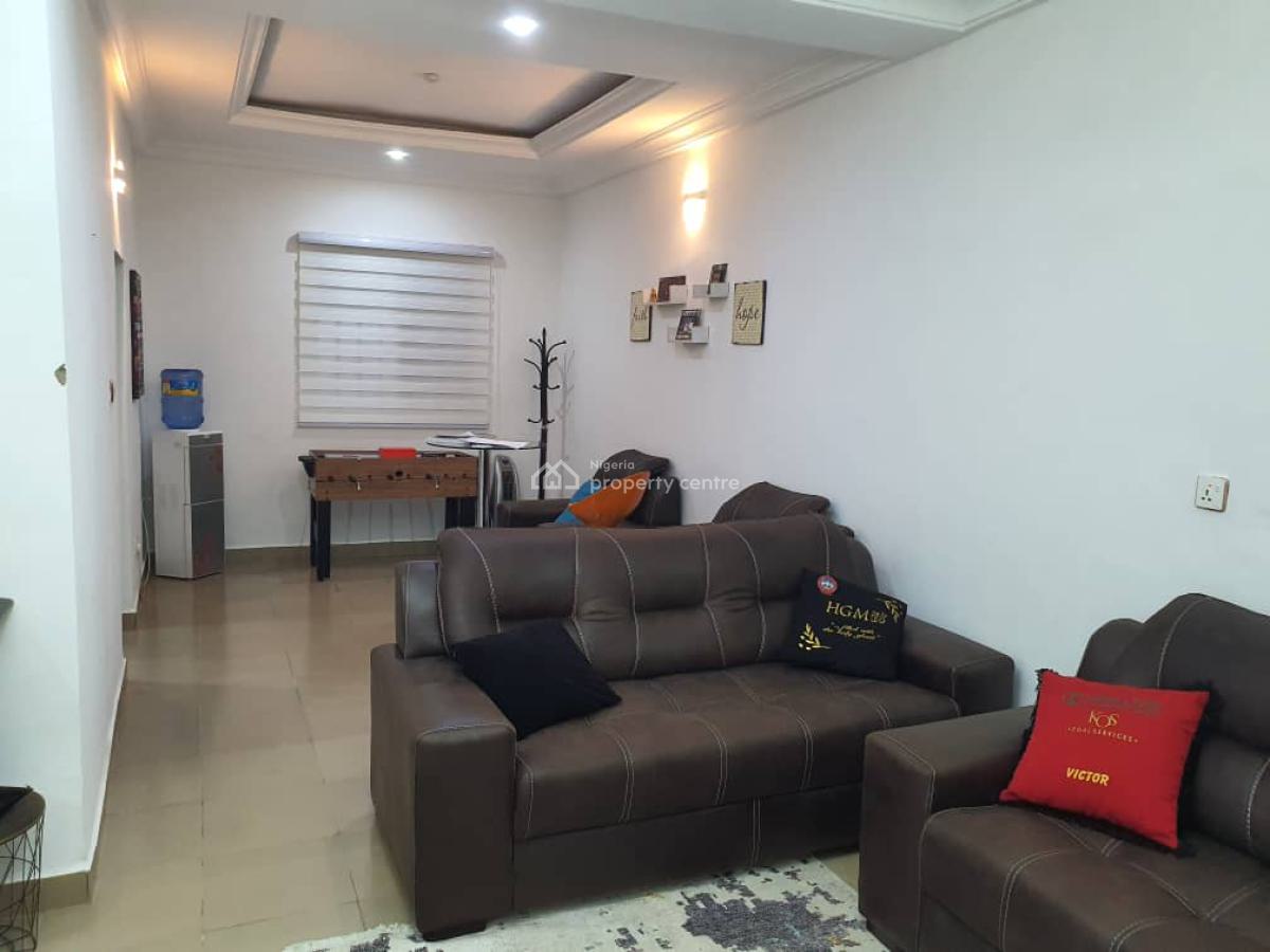 Massive 2 Bedroom Flat, Penthouse Estate, Pyakasa, Lugbe District, Abuja, Flat / Apartment for Rent