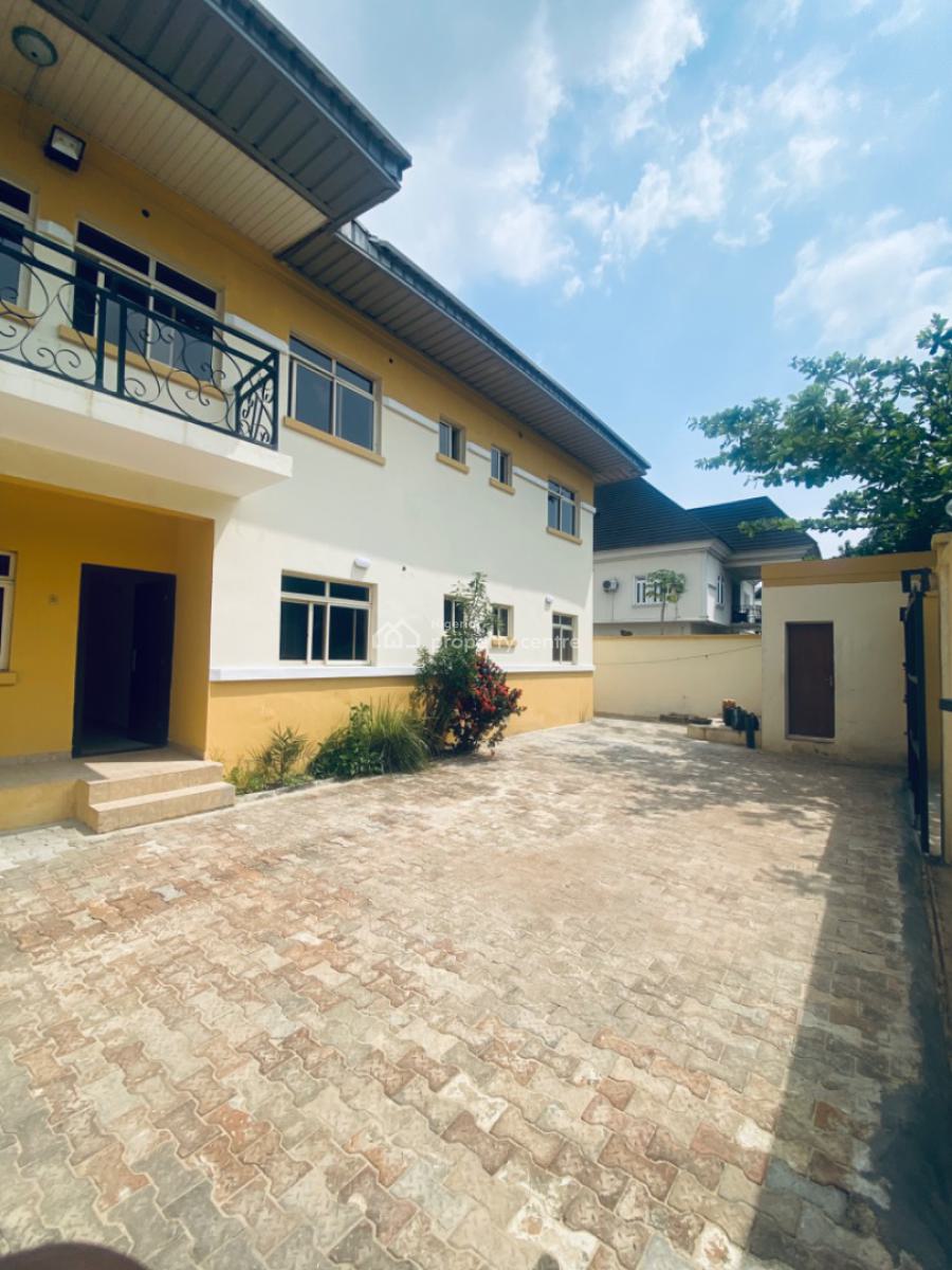 a Self Serviced Newly Renovated 3 Bedrooms Flats, Ikota, Lekki, Lagos, Flat / Apartment for Rent