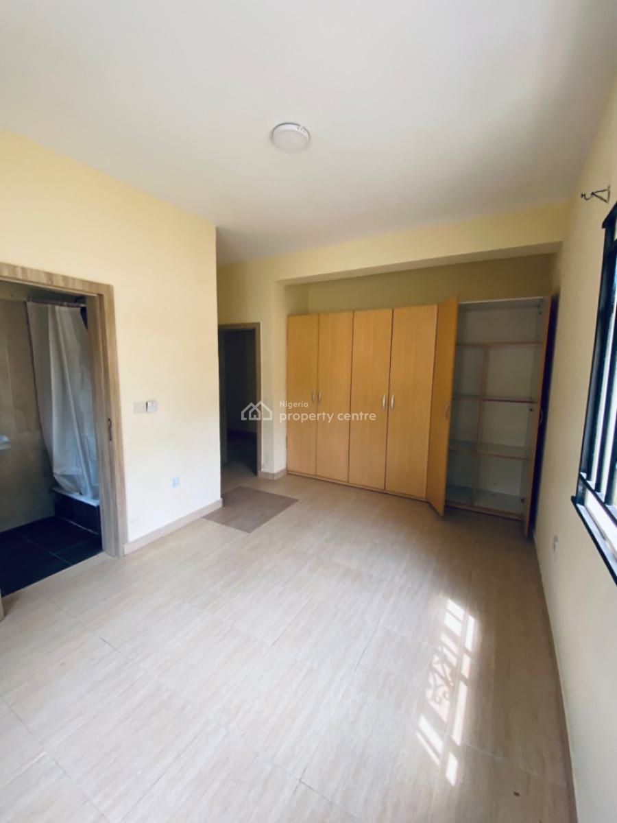 a Self Serviced Newly Renovated 3 Bedrooms Flats, Ikota, Lekki, Lagos, Flat / Apartment for Rent