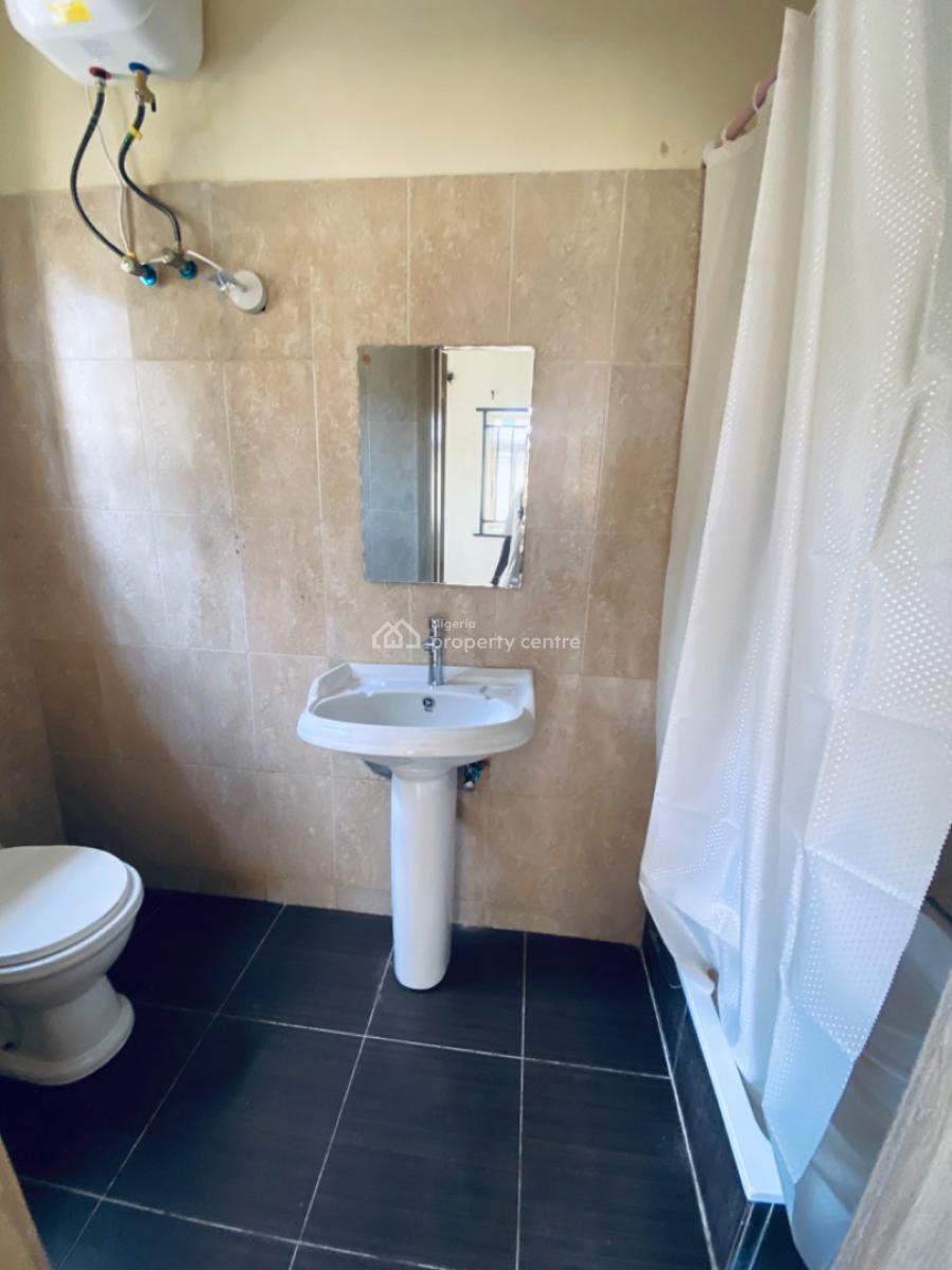 a Self Serviced Newly Renovated 3 Bedrooms Flats, Ikota, Lekki, Lagos, Flat / Apartment for Rent