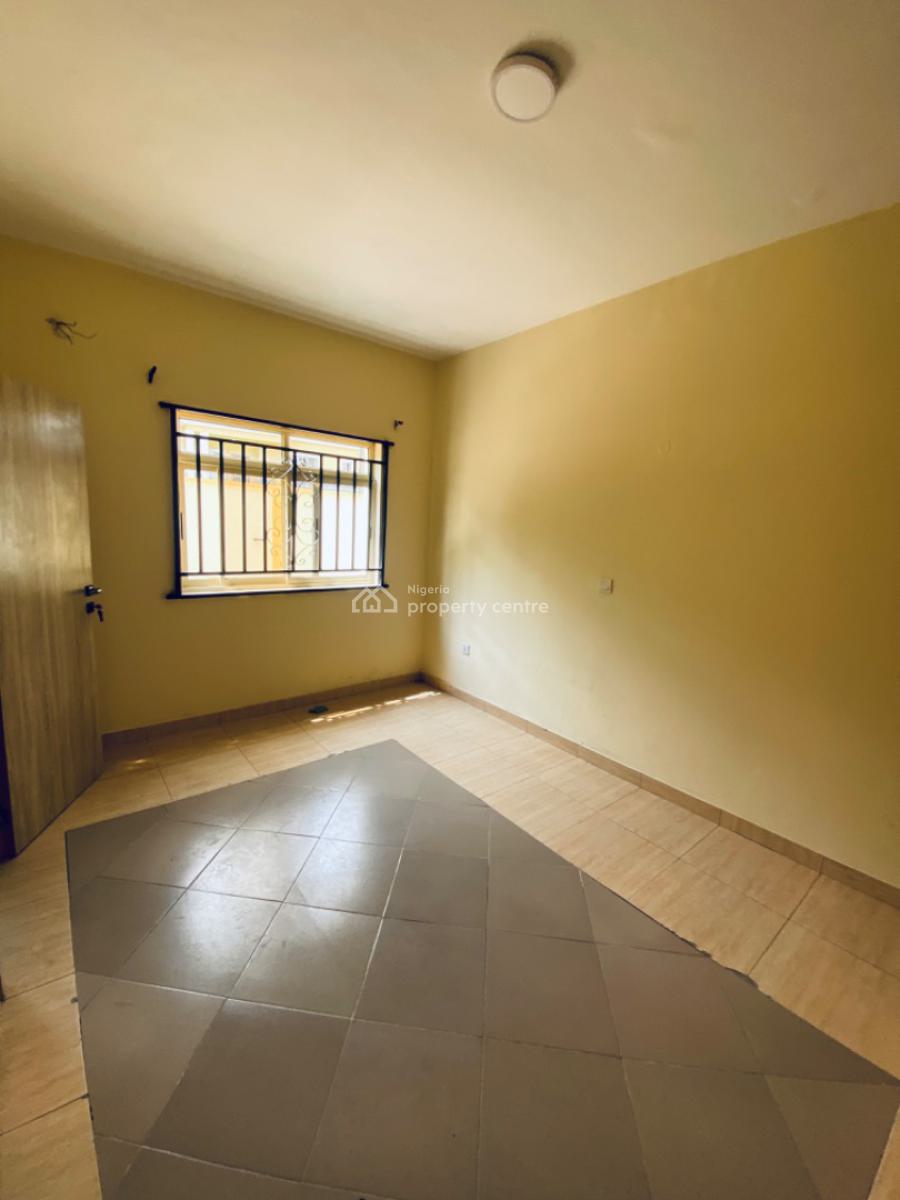 a Self Serviced Newly Renovated 3 Bedrooms Flats, Ikota, Lekki, Lagos, Flat / Apartment for Rent