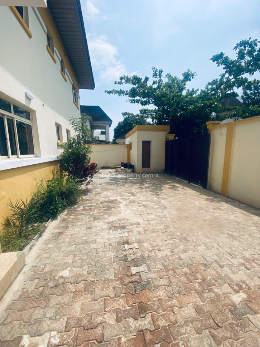 a Self Serviced Newly Renovated 3 Bedrooms Flats, Ikota, Lekki, Lagos, Flat / Apartment for Rent