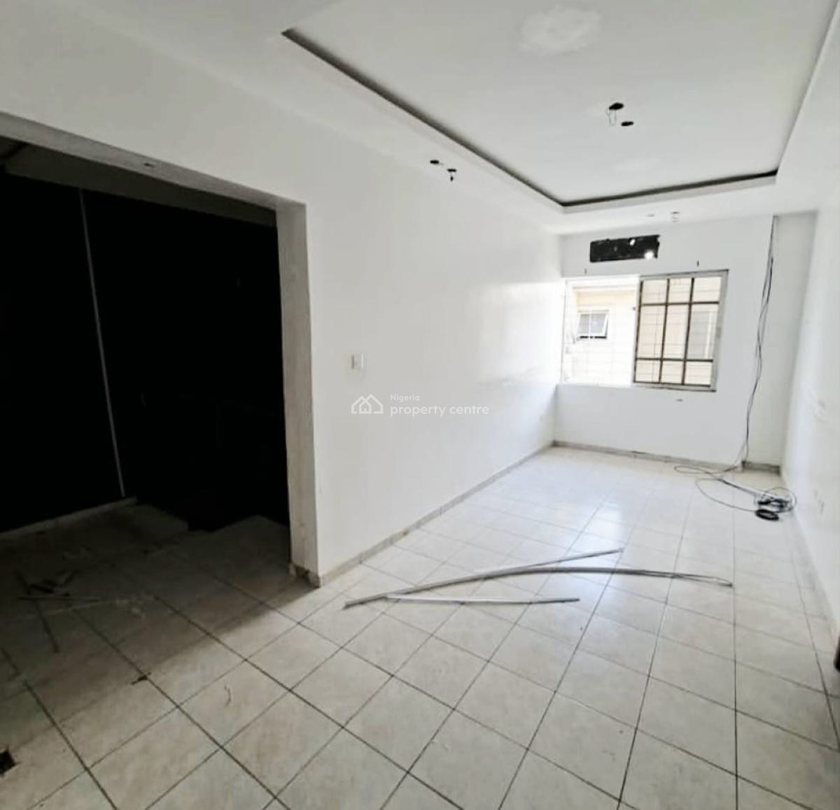 Massive & Spacious 4 Bedroom Semi Detached House, Lekki Phase 1, Lekki, Lagos, Semi-detached Duplex for Rent