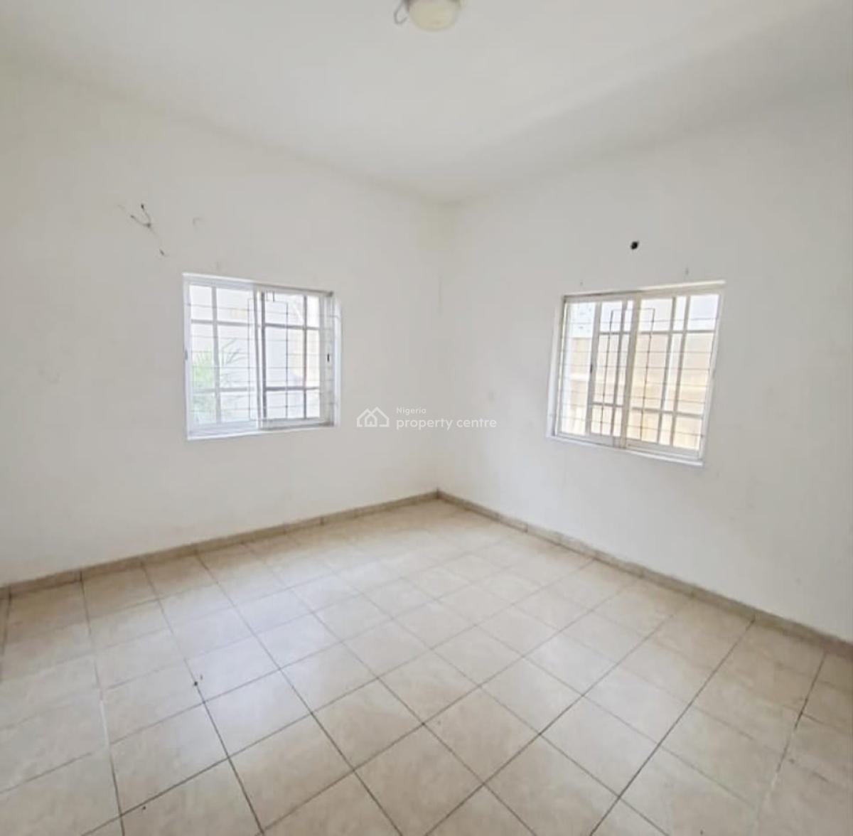 Massive & Spacious 4 Bedroom Semi Detached House, Lekki Phase 1, Lekki, Lagos, Semi-detached Duplex for Rent