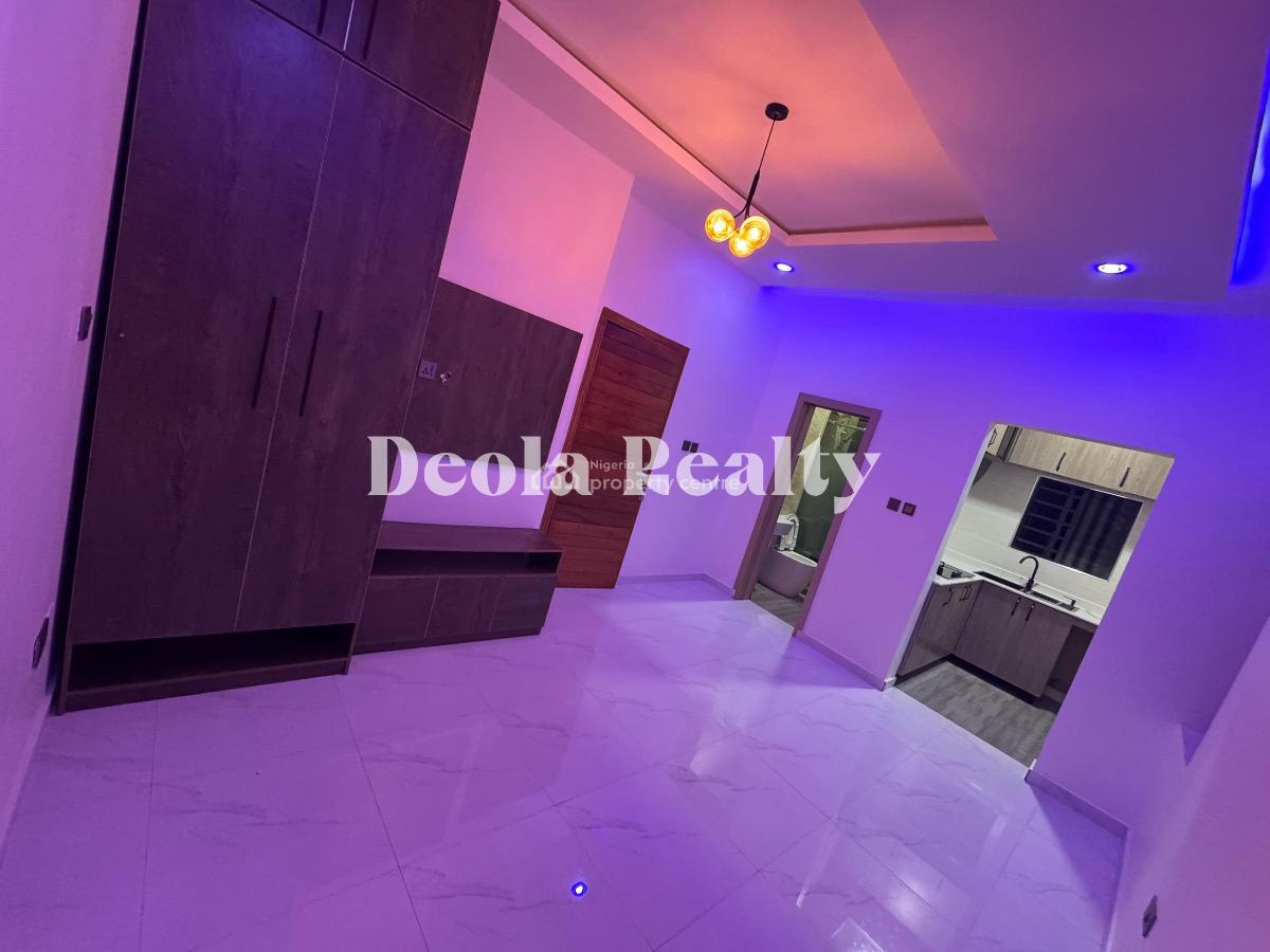 a Newly Built Luxury Self Contained Service Apartment, Pinnock Beach Road, Osapa, Lekki, Lagos, Self Contain (single Rooms) for Rent