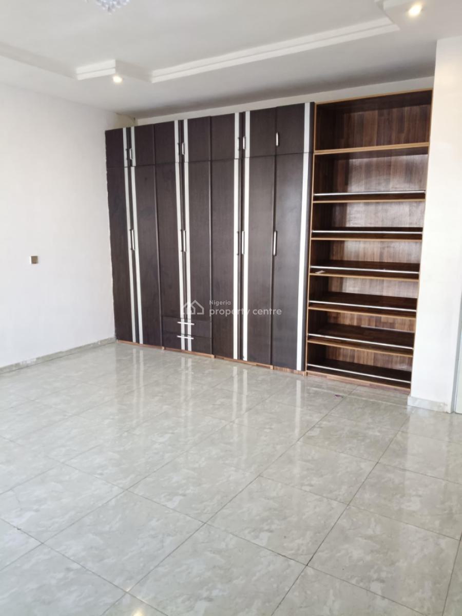 Spacious Master Bedroom with a Private Balcony, Van Daniels Estate, Orchid Road, Lekki, Lagos, Self Contain (single Rooms) for Rent