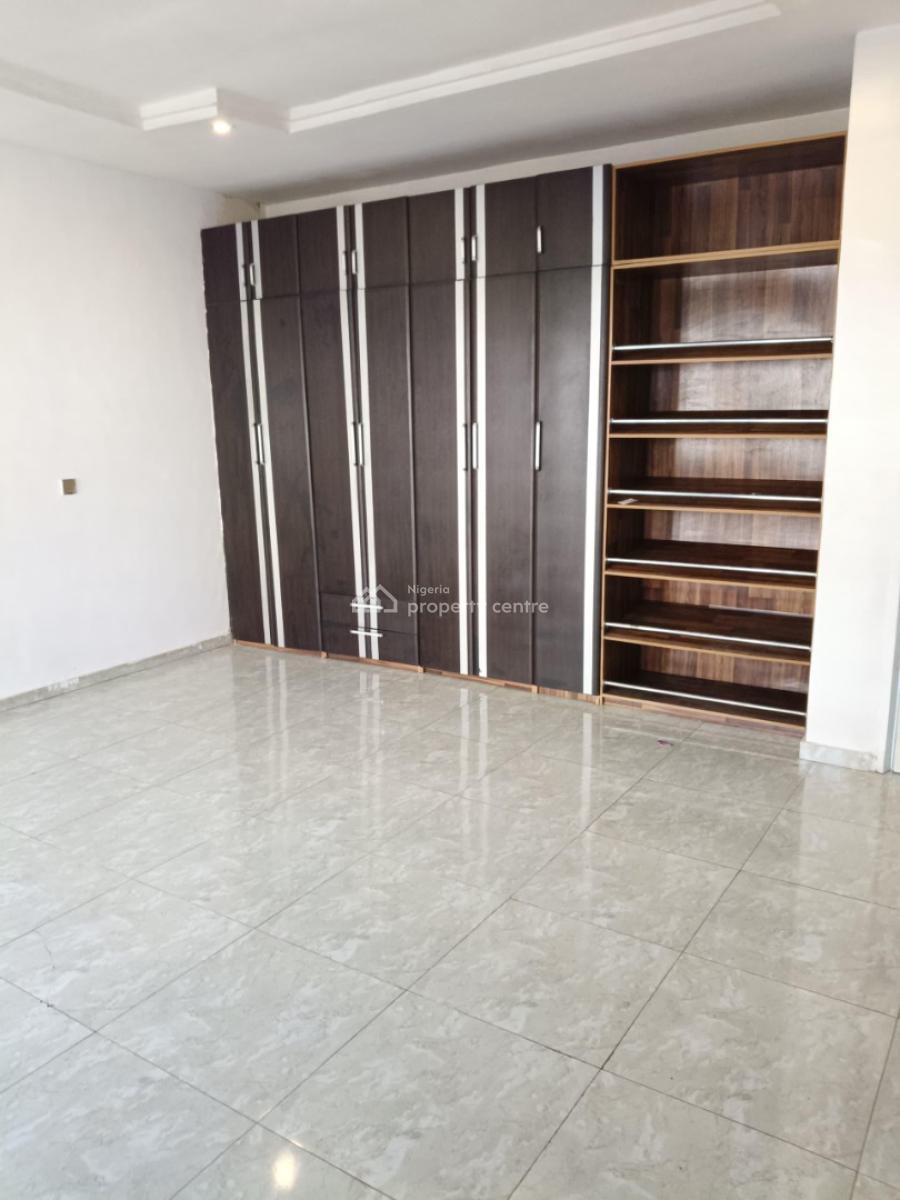 Spacious Master Bedroom with a Private Balcony, Van Daniels Estate, Orchid Road, Lekki, Lagos, Self Contain (single Rooms) for Rent