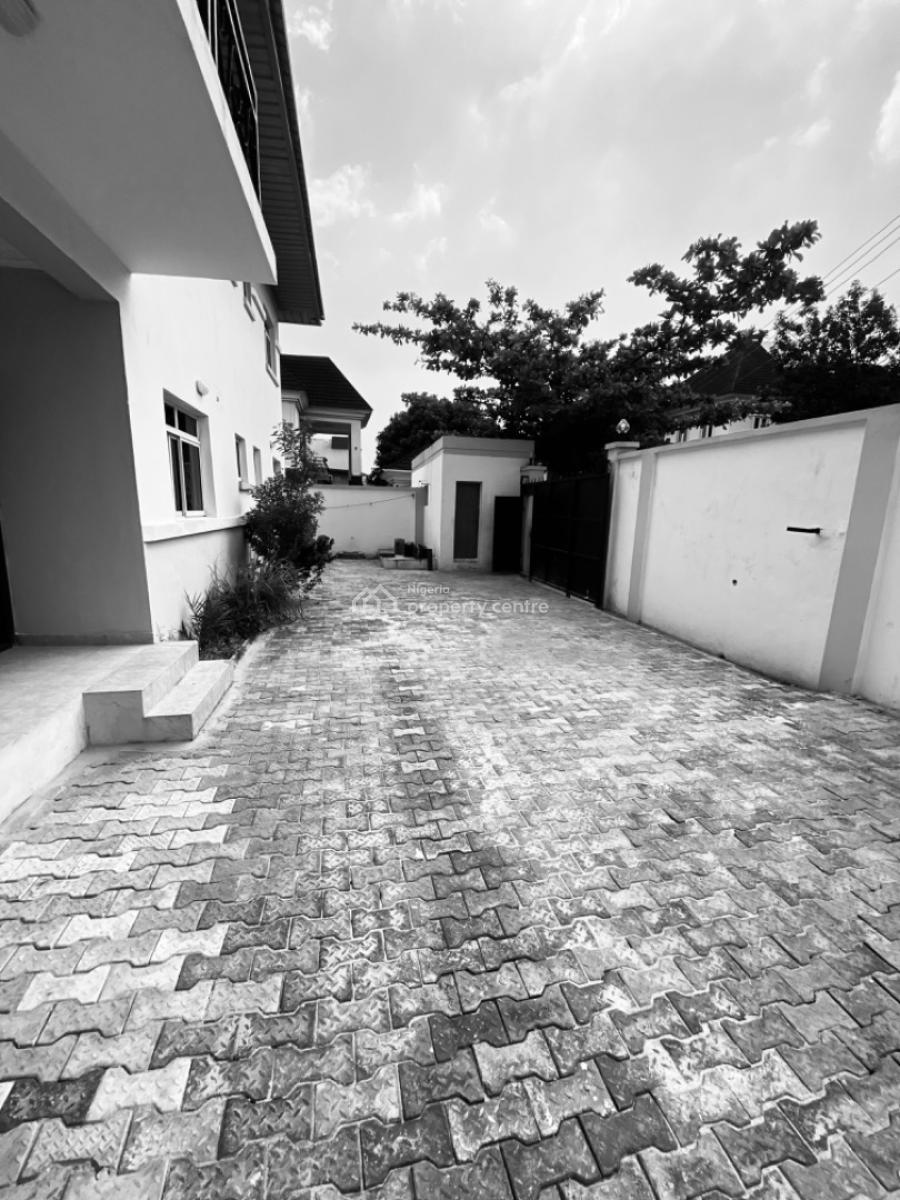 Fresh Out 3 Bedrooms Flats Upstairs with 2 Big Balconies and Entrance, Ikota, Lekki, Lagos, Flat / Apartment for Rent