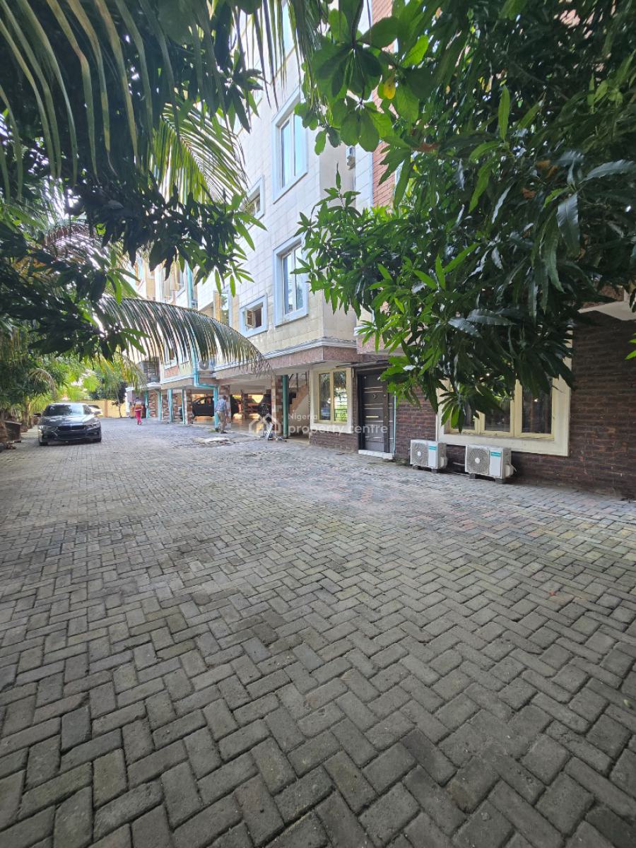 Luxury 3 Bedroom Apartment, Osapa, Lekki, Lagos, Flat / Apartment for Sale