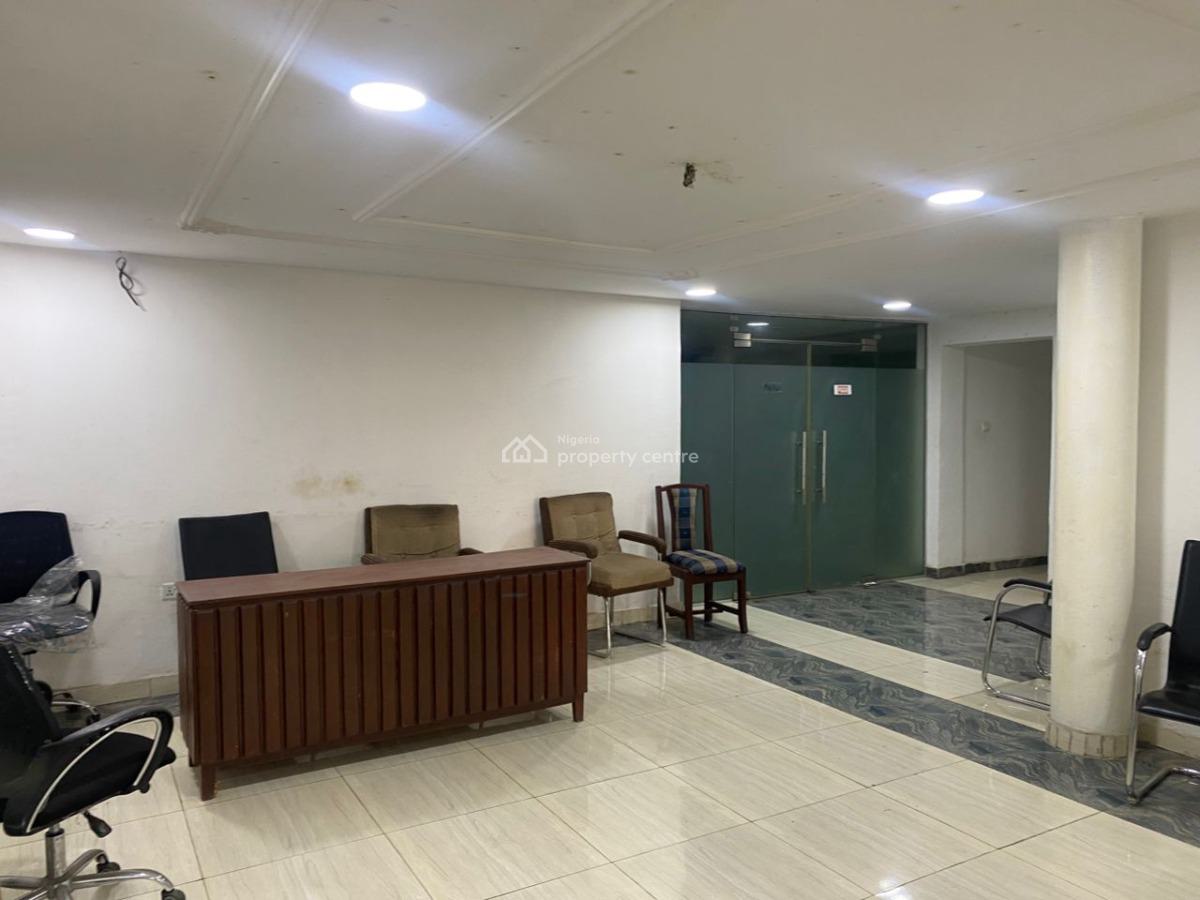 350 Sqm Office Space (self-serviced), Ilupeju, Lagos, Office Space for Rent