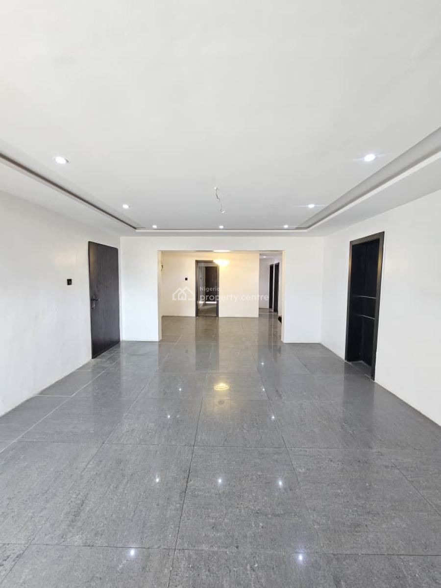 Beautiful Spacious 3 Bedroom Apartment, Lekki Phase 1, Lekki, Lagos, Flat / Apartment for Sale