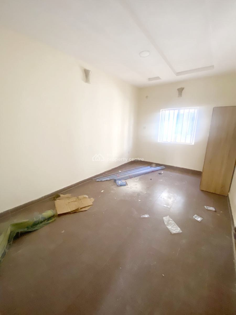 Renovated Luxury 3 Bedroom Flat, Gra Phase 1, Magodo, Lagos, Flat / Apartment for Rent