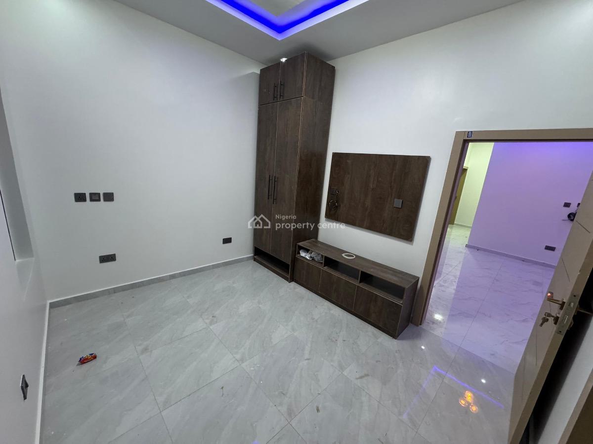 Luxury 2 Bedroom Apartment, Pinnock Beach Road, Lekki, Lagos, Flat / Apartment for Rent