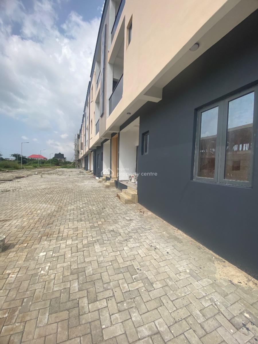 Spacious and Lovely Brand New with 2 Toilets, By Shoprite, Sangotedo, Ajah, Lagos, Mini Flat (room and Parlour) for Rent