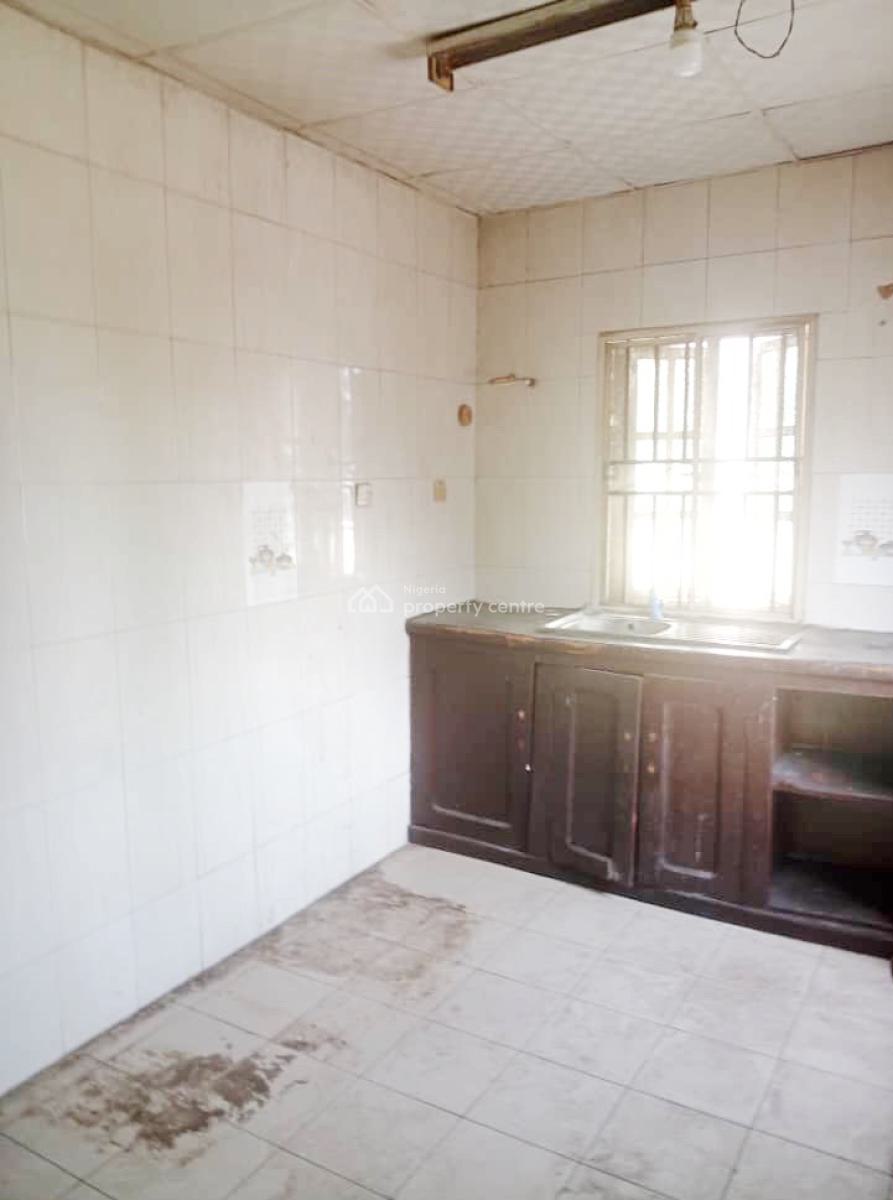 Luxury 2 Bedroom Flat, Gra Phase 1, Magodo, Lagos, Flat / Apartment for Rent