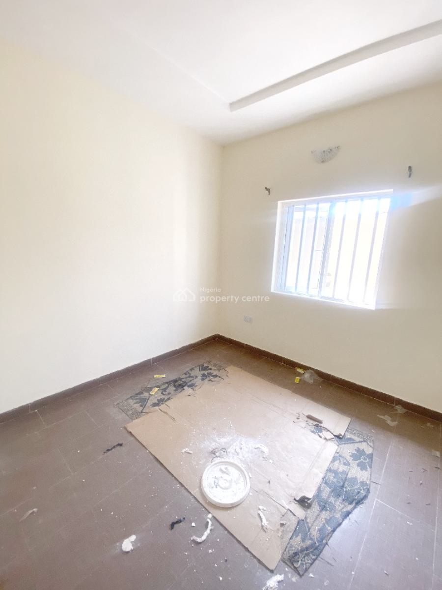 a Well Renovated Spacious 3 Bedroom Flat, Gra Phase 1, Magodo, Lagos, Flat / Apartment for Rent