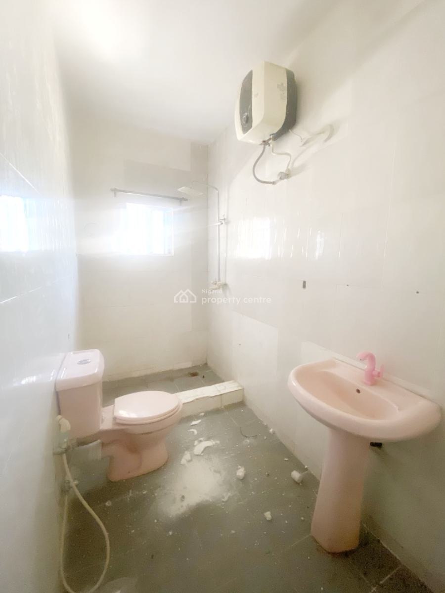 a Well Renovated Spacious 3 Bedroom Flat, Gra Phase 1, Magodo, Lagos, Flat / Apartment for Rent