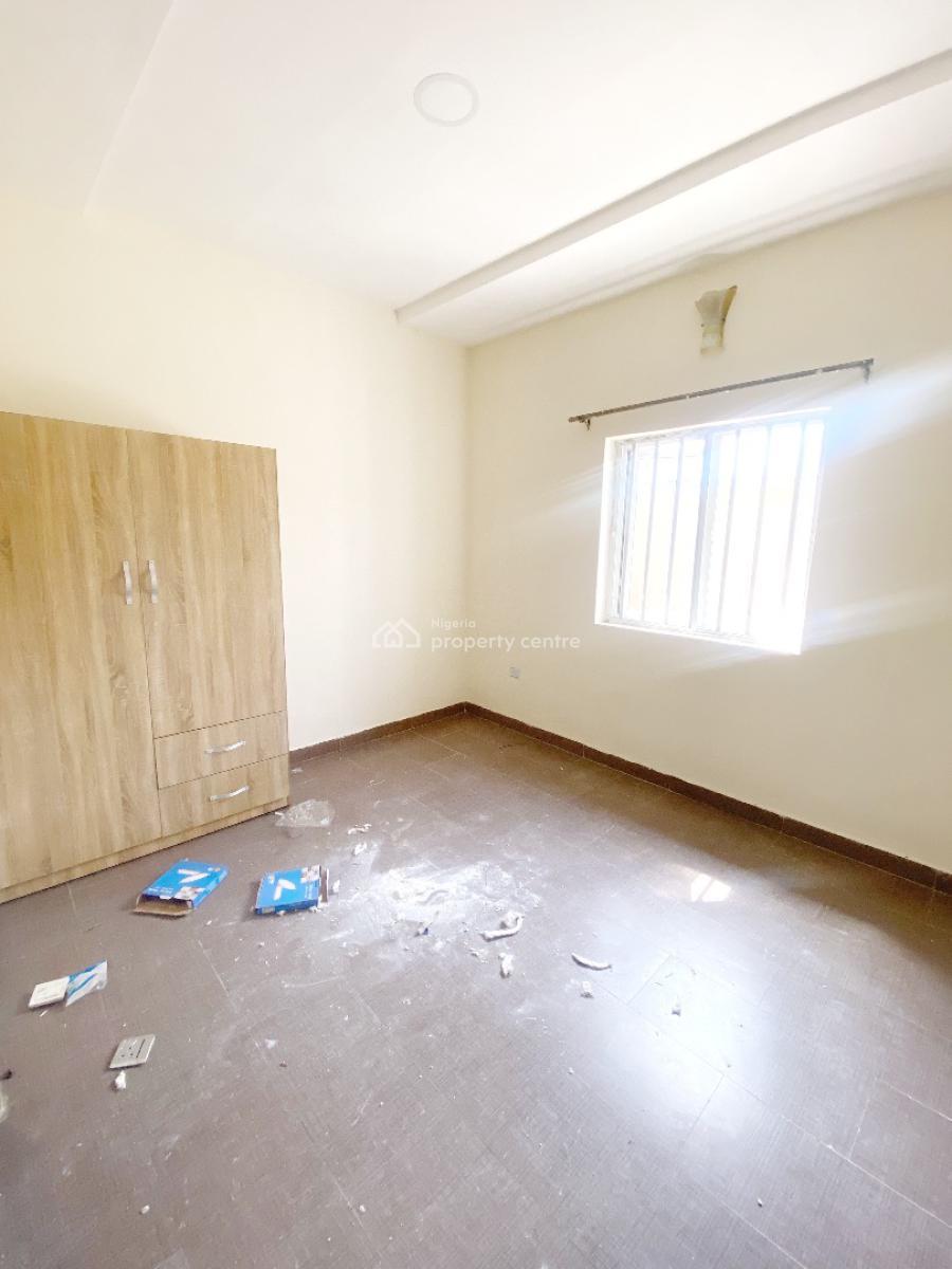 a Well Renovated Spacious 3 Bedroom Flat, Gra Phase 1, Magodo, Lagos, Flat / Apartment for Rent