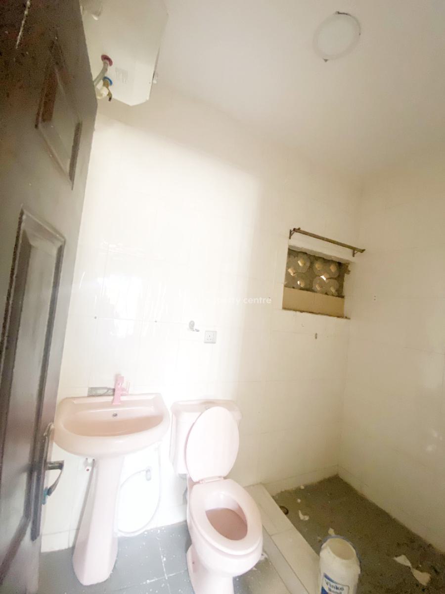 a Well Renovated Spacious 3 Bedroom Flat, Gra Phase 1, Magodo, Lagos, Flat / Apartment for Rent