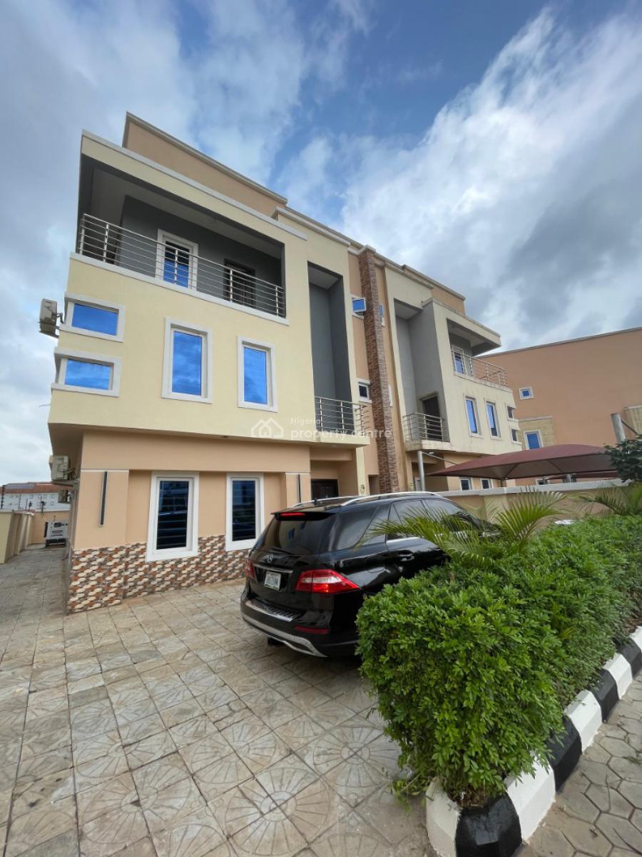 Luxury Distress 3 Bedroom Fully Detached Duplex with Bq in an Estate, Mabushi, Abuja, Detached Duplex for Sale