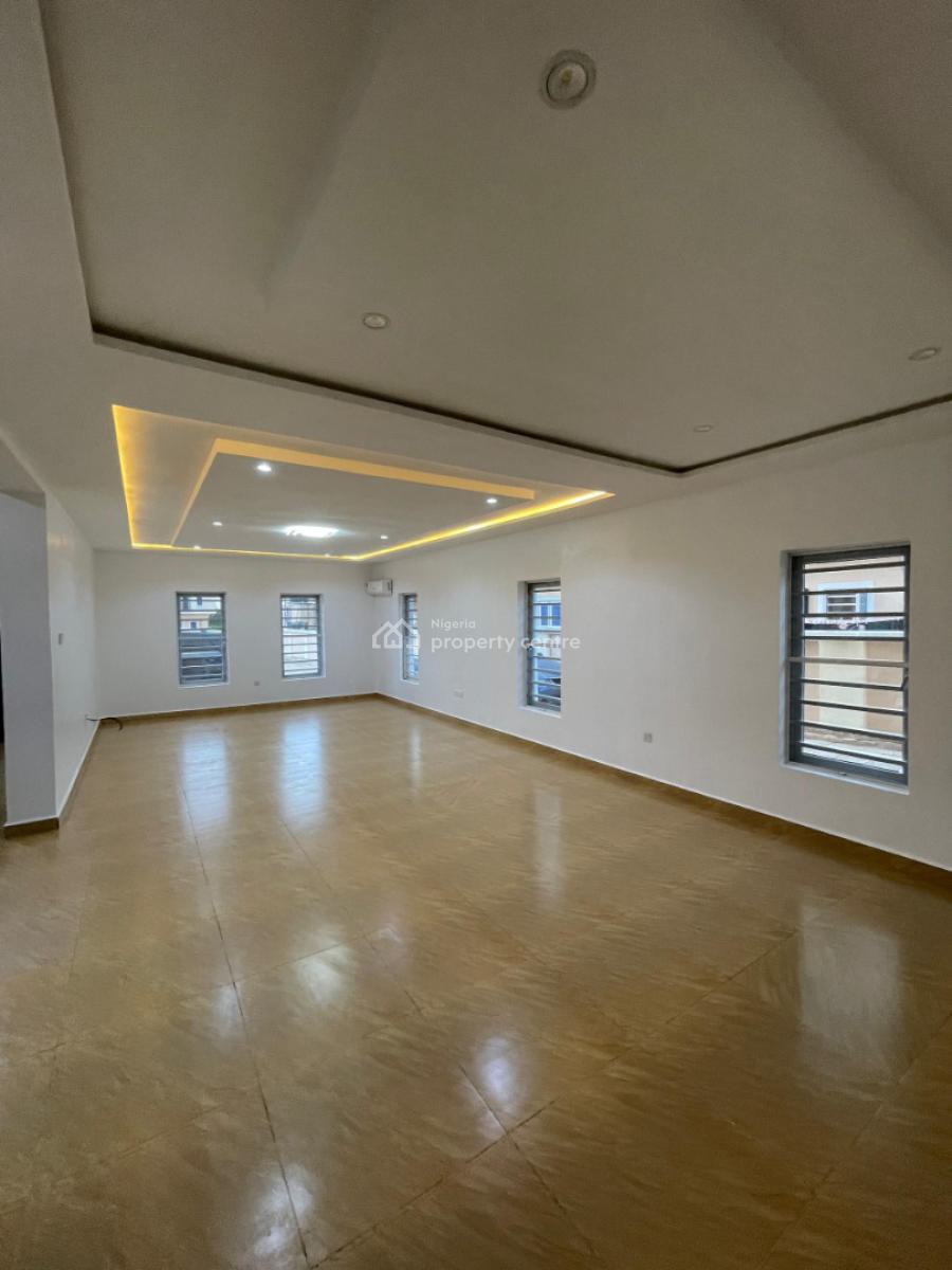 Luxury Distress 3 Bedroom Fully Detached Duplex with Bq in an Estate, Mabushi, Abuja, Detached Duplex for Sale