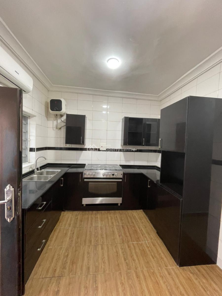 Luxury Distress 3 Bedroom Fully Detached Duplex with Bq in an Estate, Mabushi, Abuja, Detached Duplex for Sale