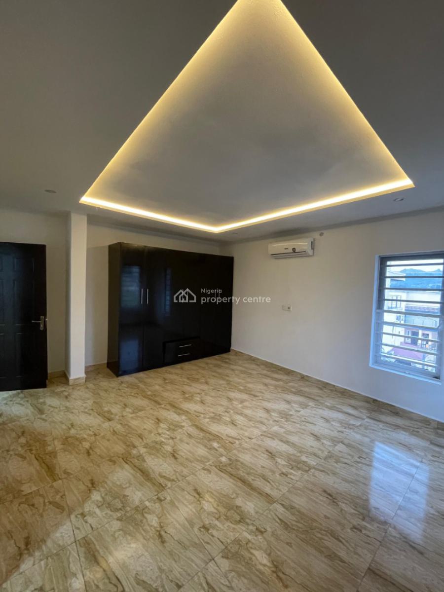 Luxury Distress 3 Bedroom Fully Detached Duplex with Bq in an Estate, Mabushi, Abuja, Detached Duplex for Sale