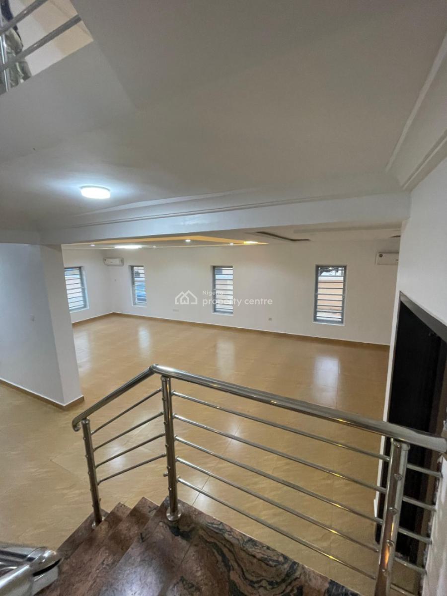 Luxury Distress 3 Bedroom Fully Detached Duplex with Bq in an Estate, Mabushi, Abuja, Detached Duplex for Sale