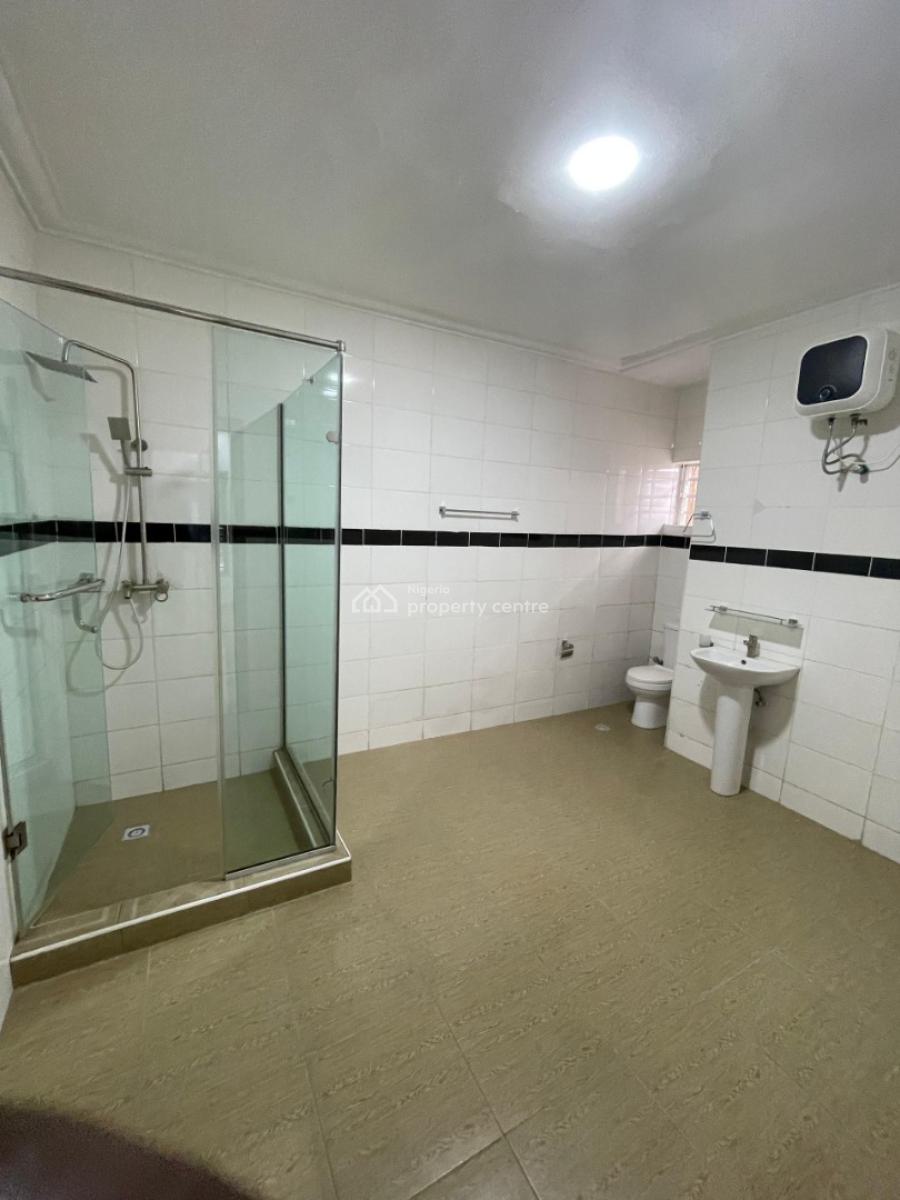 Luxury Distress 3 Bedroom Fully Detached Duplex with Bq in an Estate, Mabushi, Abuja, Detached Duplex for Sale