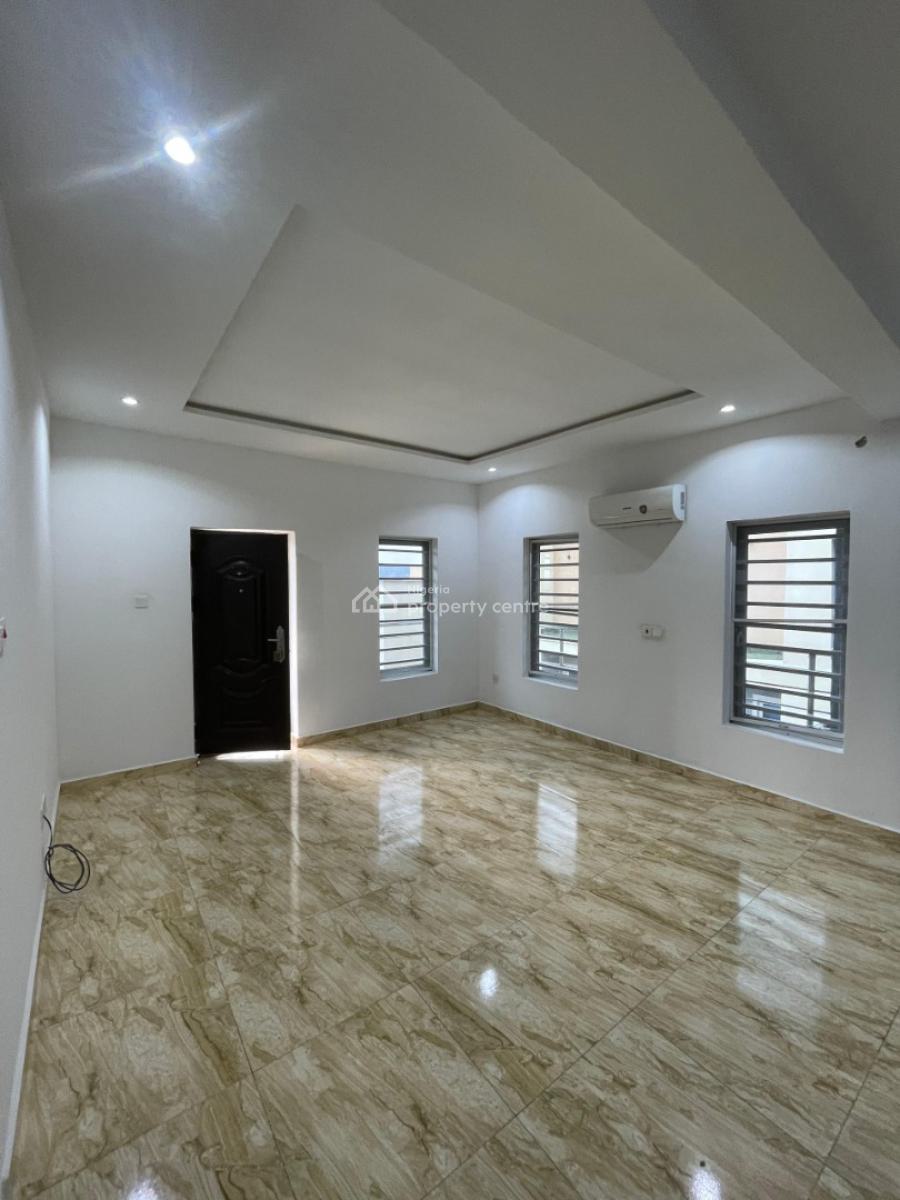 Luxury Distress 3 Bedroom Fully Detached Duplex with Bq in an Estate, Mabushi, Abuja, Detached Duplex for Sale