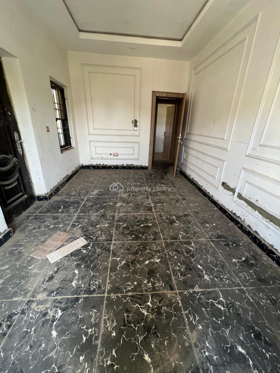 4-bedroom Terrace with Bq, Guzape District, Abuja, House for Rent