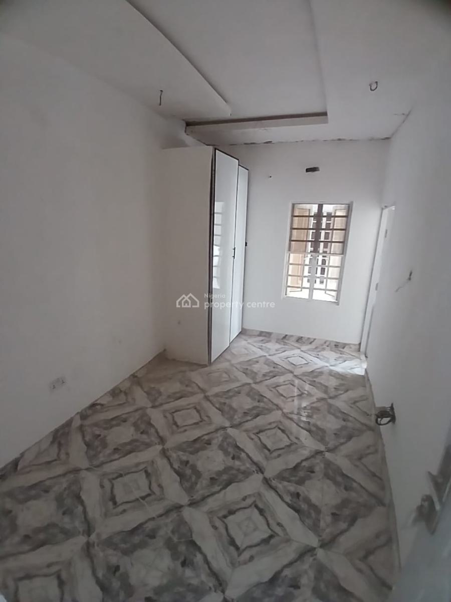 Executive 2 Bedrooms Luxury Apartment, Badore Road, Ajah, Lagos, Flat / Apartment for Rent