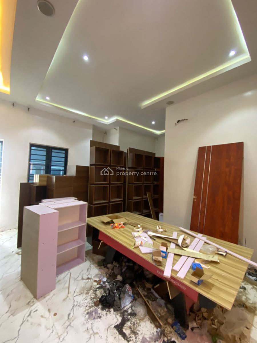 Residential 4 Bedrooms Semi Detached Duplex with Bq, Ikota, Lekki, Lagos, Semi-detached Duplex for Rent