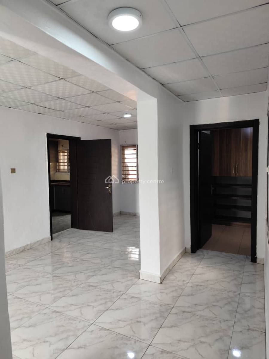2 Bedroom Flat, Atlantic Nominee Estate By General Paint , Abraham Adesanya, Ajah, Lagos, House for Rent