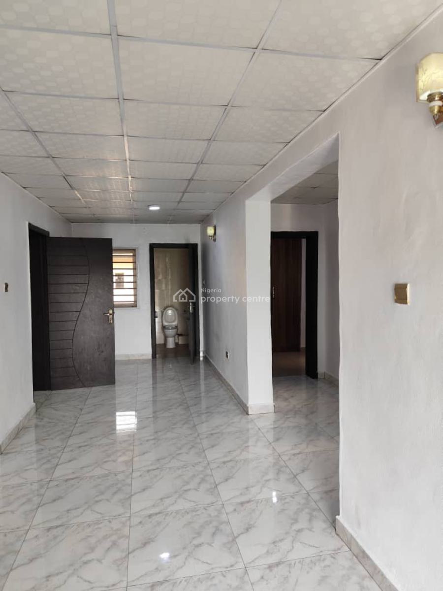 2 Bedroom Flat, Atlantic Nominee Estate By General Paint , Abraham Adesanya, Ajah, Lagos, House for Rent