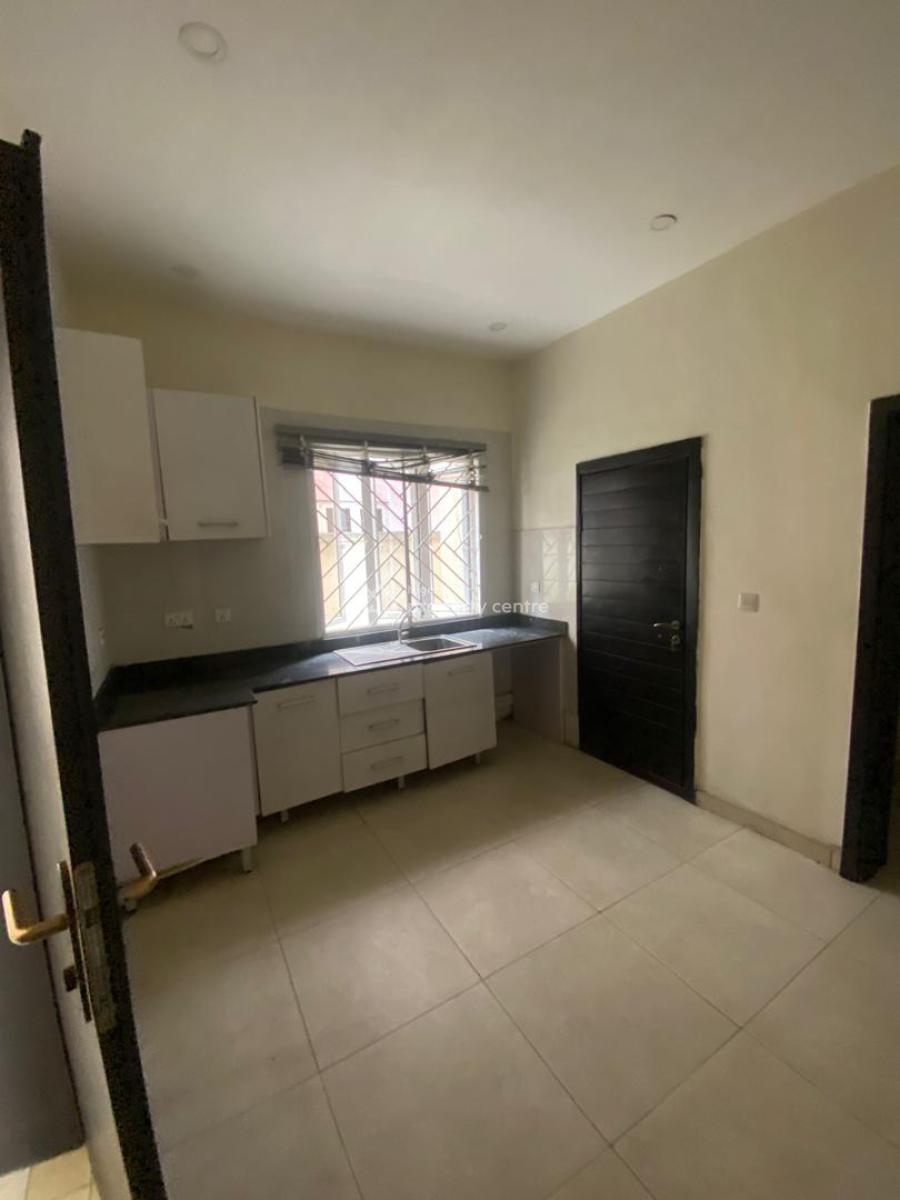1bedroom Apartment, Admiralty Way, Lekki Phase 1, Lekki, Lagos, Mini Flat (room and Parlour) for Rent